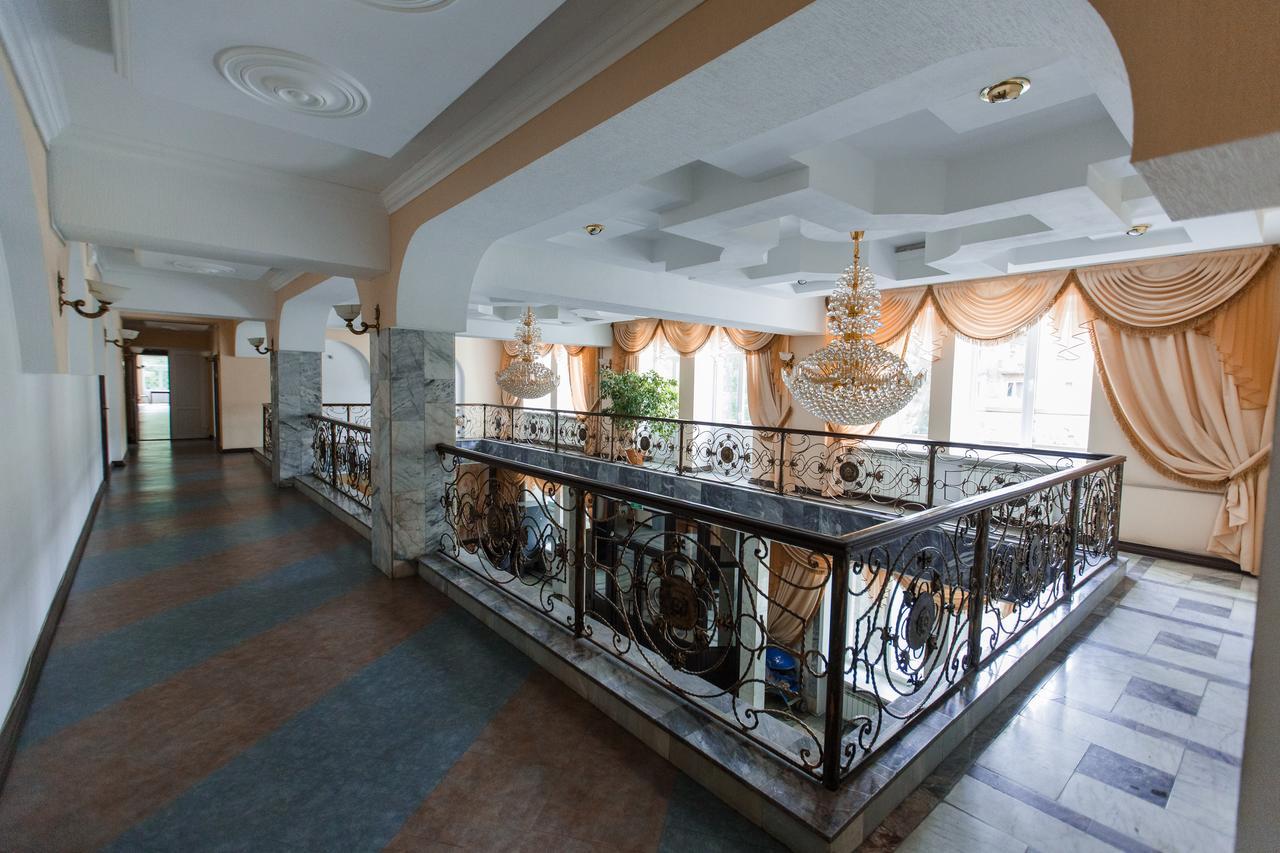 Hotel Altay Leninogorsk Εξωτερικό φωτογραφία